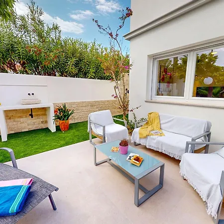 Nueva Vida En A 50m De La Playa Terraza Privada Y Barbacoa By Family Homes *