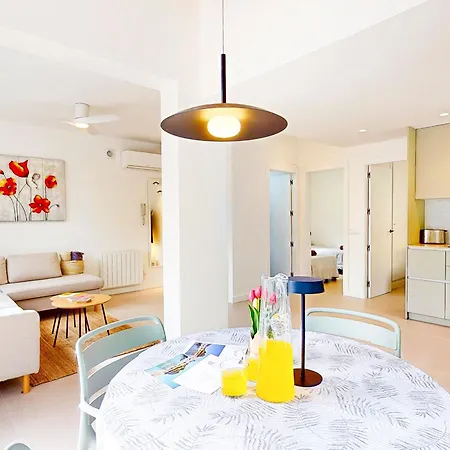 Nueva Vida En A 50m De La Playa Terraza Privada Y Barbacoa By Family Homes