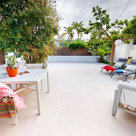 Nueva Vida En A 50m De La Playa Terraza Privada Y Barbacoa By Family Homes
